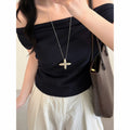 Korean Style Alloy Geometric Cross Starburst Pendant Necklace For Women Old Money Collarbone Choker view 3