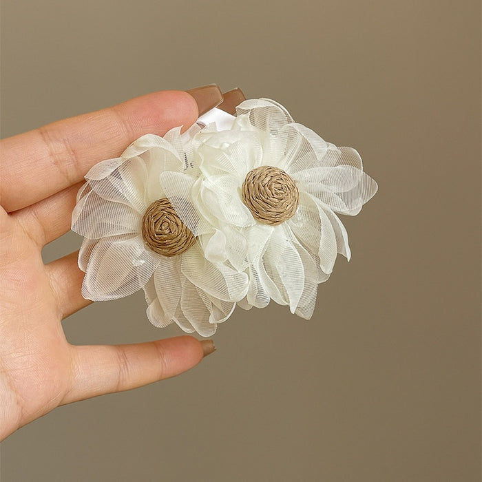 Bohemian Woven Straw Silk Gauze Flower Stud Earrings For Women Beach Vacation Fabric Jewelry
