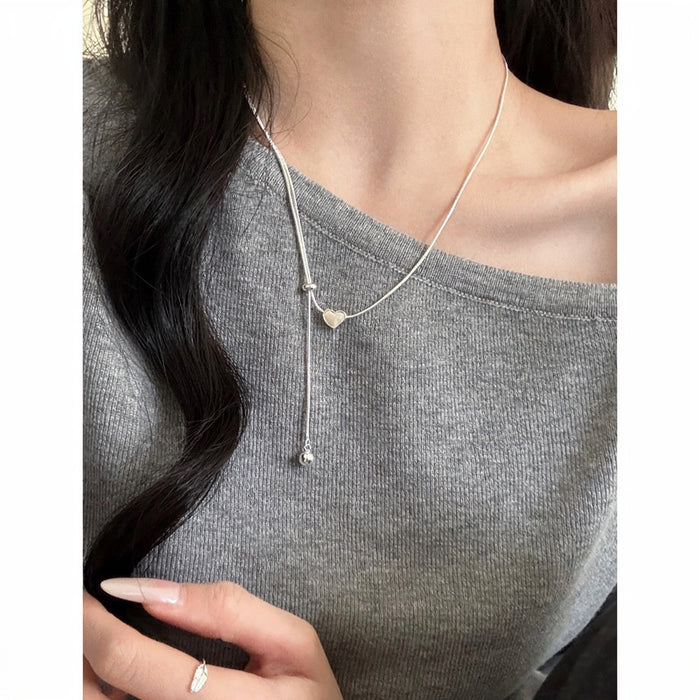Minimalist Silver Alloy Heart Adjustable Necklace For Women Old Money Light Luxury Clavicle Chain
