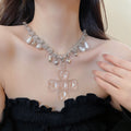 Old Money Style Resin Cross Pearl Necklace, Geometric Light Luxury Clavicle Chain view 3