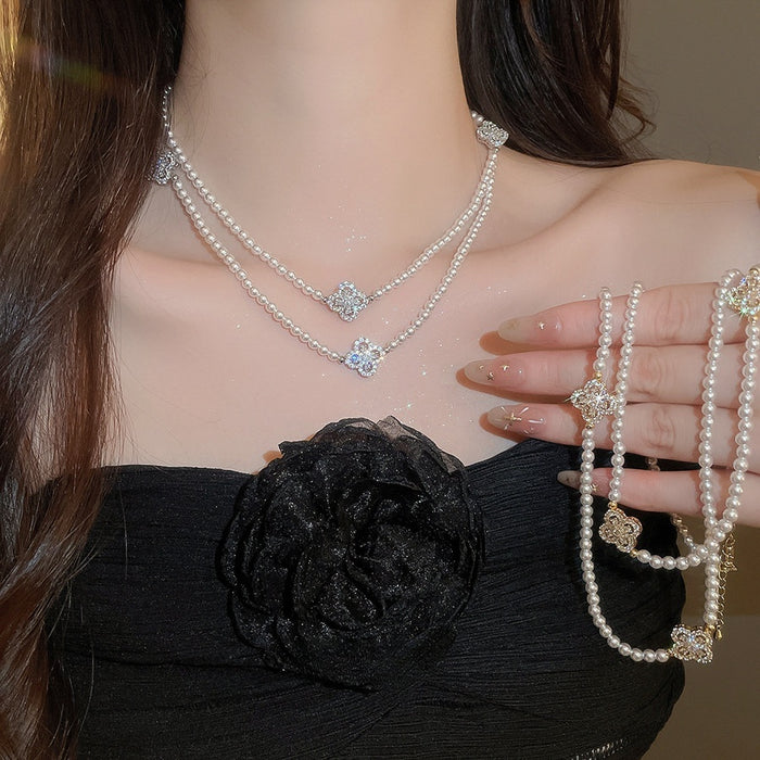 Old Money Style Faux Pearl Flower Zircon Sweater Necklace Sparkling Luxury Clavicle Chain