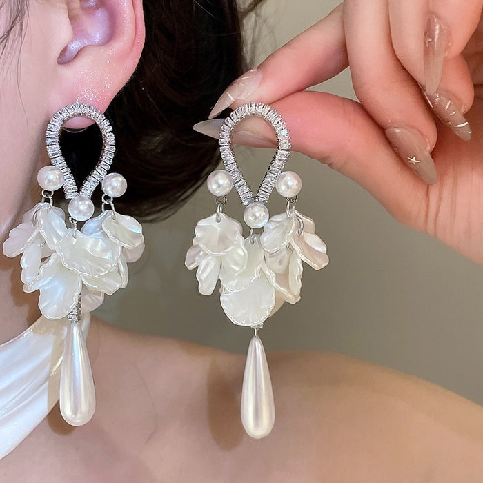 Elegant Floral Faux Pearl Zircon Waterdrop Stud Drop Earrings For Women