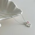 Light Luxury Heart Mother Of Pearl Bear Pendant Necklace With Cubic Zirconia Elegant Clavicle Chain view 2