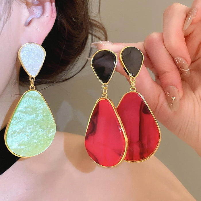 Vintage Teardrop Acetate Resin Stud Earrings With Silver Pins, Minimalist Artistic Style