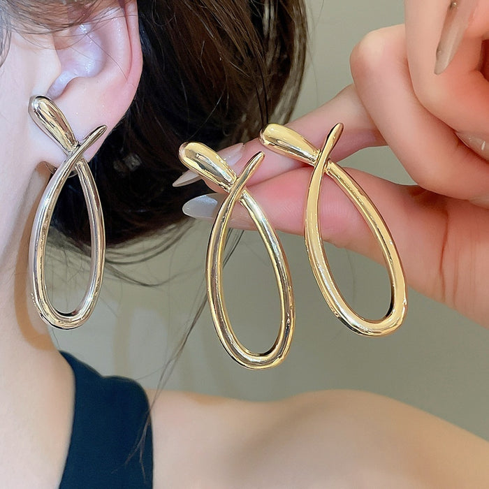Minimalist Alloy Teardrop Stud Earrings With Silver Pins, Smooth Cross Hollow Light Luxury Style