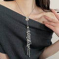 Elegant Metal Waterdrop Tassel Necklace Minimalist Geometric Clavicle Choker view 1