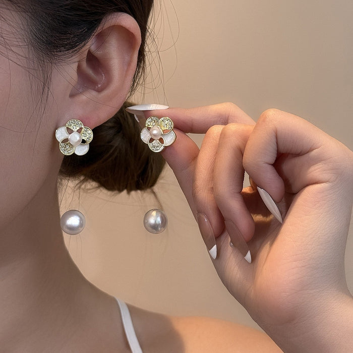 Elegant Luxury Micro Pave Rhinestone Flower Pearl Tassel Two Way Long Drop Alloy Statement Earrings