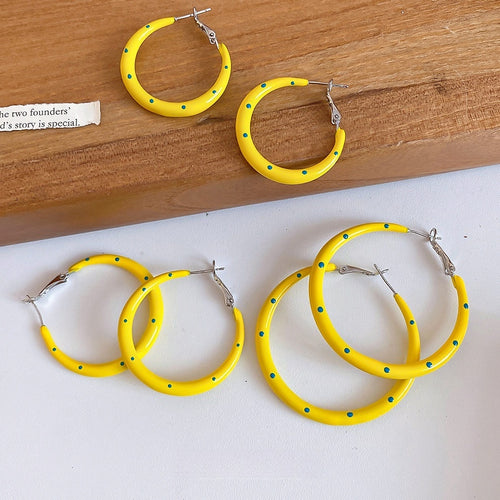 Minimalist Modern Iron Polka Dot Enamel Round Hoop Earrings With Silver Needle Posts