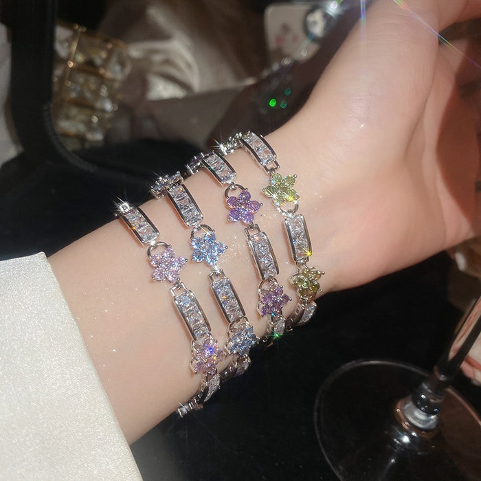 Light Luxury Copper Zircon Flower Clasp Bangle For Women Elegant Fashion Bracelet