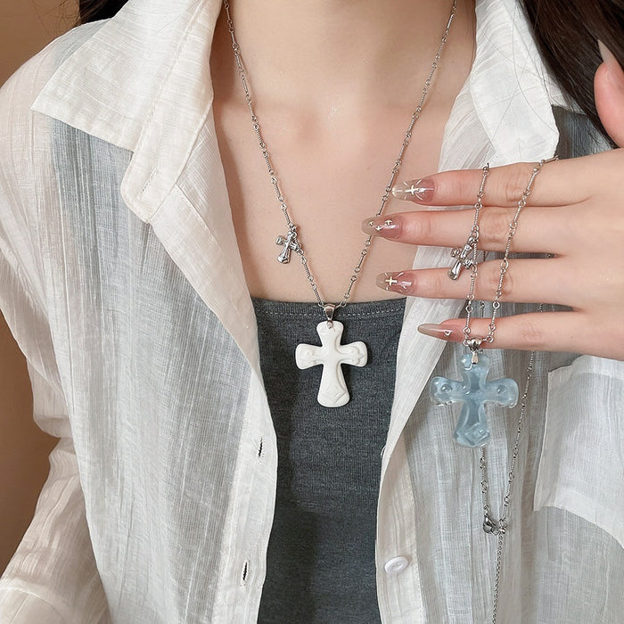 2026 New Resin Cross Pendant Necklace Hip Hop Y2K Sweet Cool Geometric Clavicle Choker
