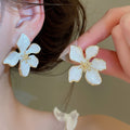 2026 New Alloy Enamel Small Flower Stud Earrings Sweet Minimalist Summer Fresh Jewelry view 4