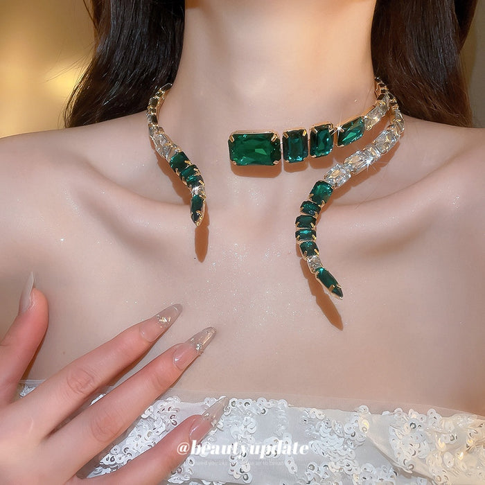 Geometric Rhinestone Copper Choker Necklace For Women Sweet Cool Statement Jewelry