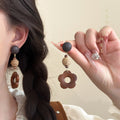 2026 New Wooden Geometric Flower Stud Earrings Ethnic Style Lightweight Statement Jewelry view 4
