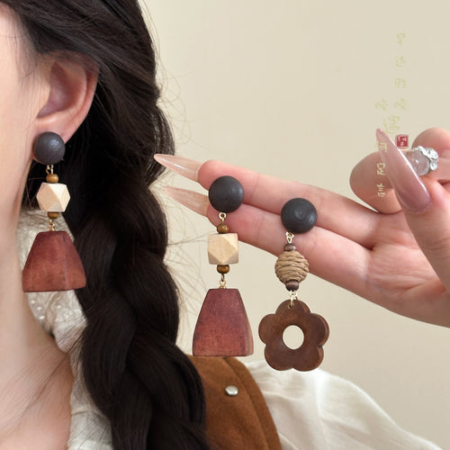 2026 New Wooden Geometric Flower Stud Earrings Ethnic Style Lightweight Statement Jewelry