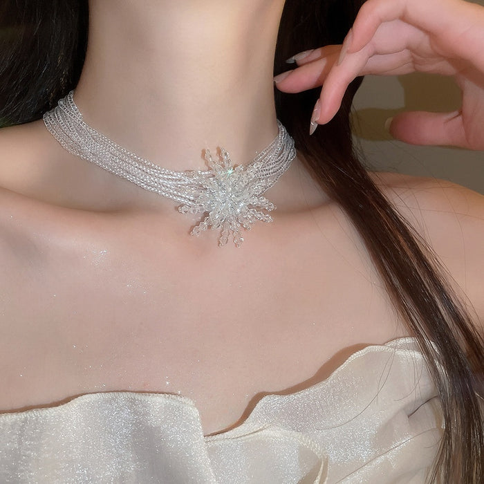Old Money Style Multilayer Glass Crystal Beaded Fabric Flower Choker Necklace For Women