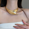 Matte Alloy Floral Choker Necklace, Old Money Style Minimalist Metal Flower Collar view 3