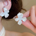Alloy Pearl Flower Drop Earrings Sweet Vacation Style Silver Needle Stud Jewelry view 4