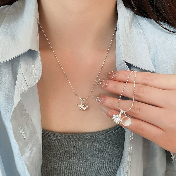 Rhinestone Resin Round Starfish Pendant Necklace Alloy Casual Minimalist Collarbone Chain