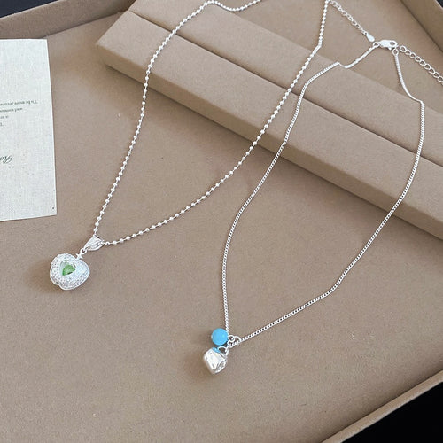 2026 New Copper Zircon Apple Hollow Pendant Necklace Old Money Cute Fruit Geometric Choker