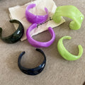 Vintage Irregular Acrylic Bangle Modern Minimalist Round Vacation Style Bracelet view 4