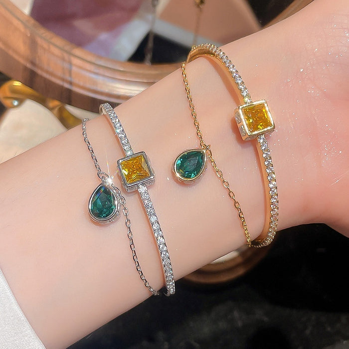 Sparkling Zircon Teardrop Copper Bangle, Elegant Square Court Style Light Luxury Bracelet