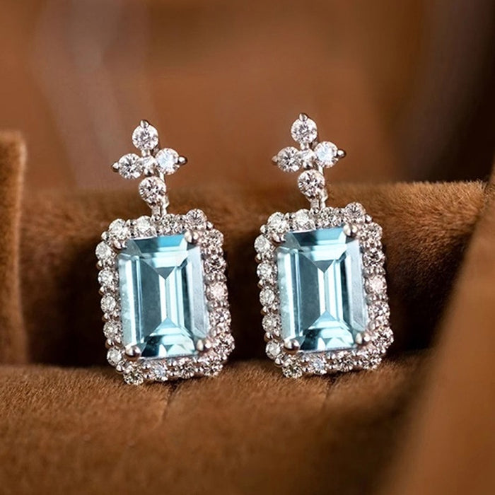 Sweet Square Zircon Cross Stud Earrings For Women, Petite Elegant Daily Wear Ear Jewelry