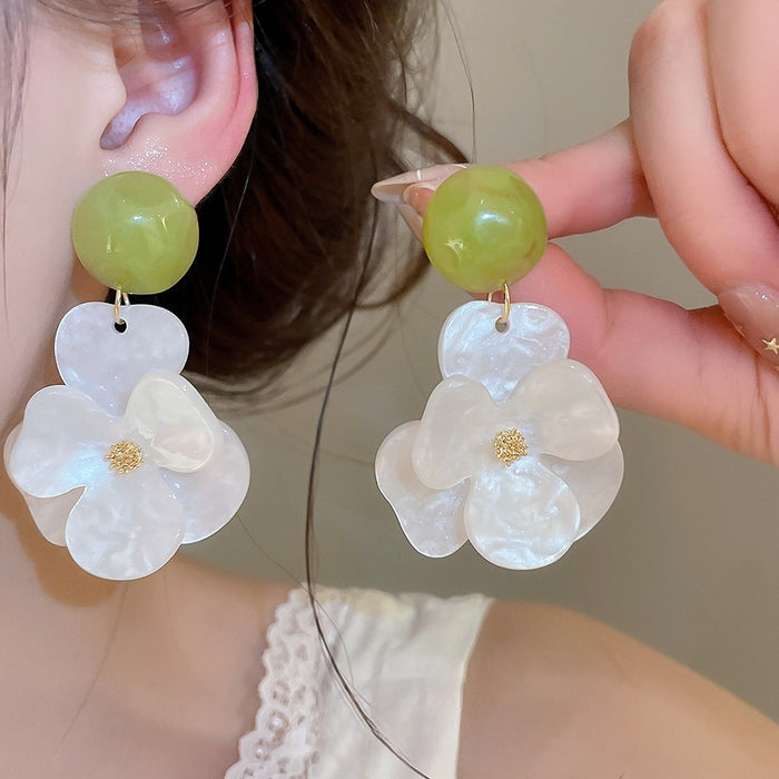Summer Dopamine Resin Flower Stud Earrings With Silver Pins Fresh Elegant Vacation Style