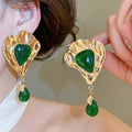 Vintage Alloy Resin Geometric Teardrop Stud Earrings Retro Palace Style Triangle Jewelry view 3