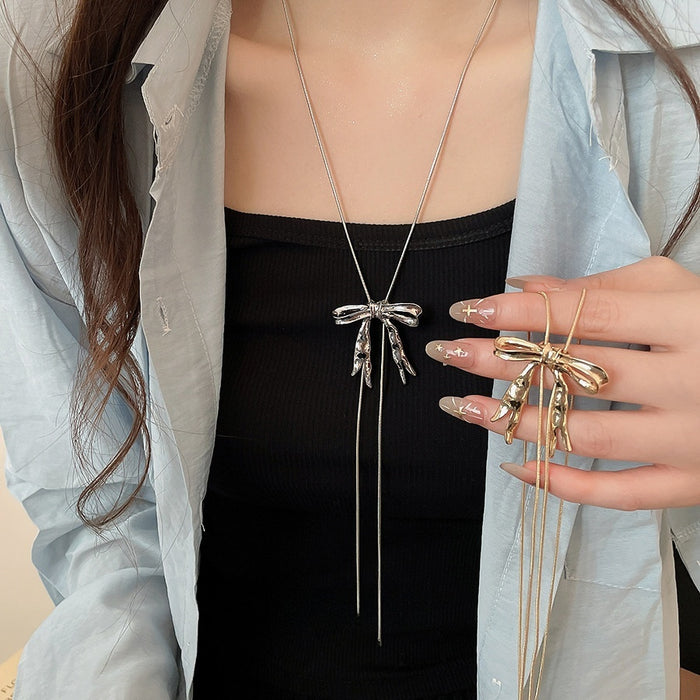 Sweet Cool Alloy Geometric Bow Pendant Necklace Minimalist Metal Collarbone Chain for Women
