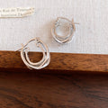 French Vintage Alloy Double Oval Hoop Earrings Minimalist Geometric Interlocking Ear Cuffs view 2