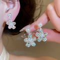 Sweet Floral Rhinestone Faux Pearl Clip-on Earrings For Women Elegant Spring Style view 2