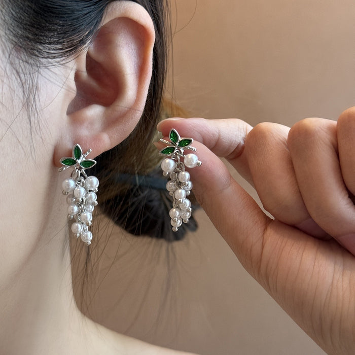 Elegant Grape Cluster Pearl Drop Earrings With Green Enamel Leaf Alloy Silver Needle Luxury Stud Earrings