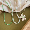 Old Money Style Glass Beaded Pearl Flower Geometric Collarbone Necklace For Summer Beach view 2