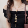 Old Money Geometric Iron Tassel Choker Necklace For Women Light Luxury Clavicle Chain view 3