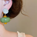 New Chinese Vintage Irregular Round Resin Stud Earrings For Women, Geometric Chic Designer Style view 3