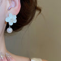 Sweet Floral Rhinestone Imitation Pearl Drop Earrings With Silver Needle Elegant Luxury Style view 3
