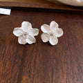 Sweet Floral Rhinestone Imitation Pearl Drop Earrings With Silver Needle Elegant Luxury Style view 4