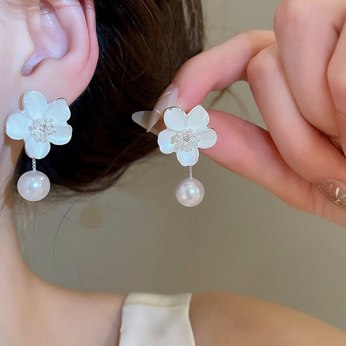 Sweet Floral Rhinestone Imitation Pearl Drop Earrings With Silver Needle Elegant Luxury Style