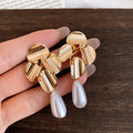 French Vintage Teardrop Faux Pearl Stud Earrings Elegant Light Luxury Jewelry For Women view 2