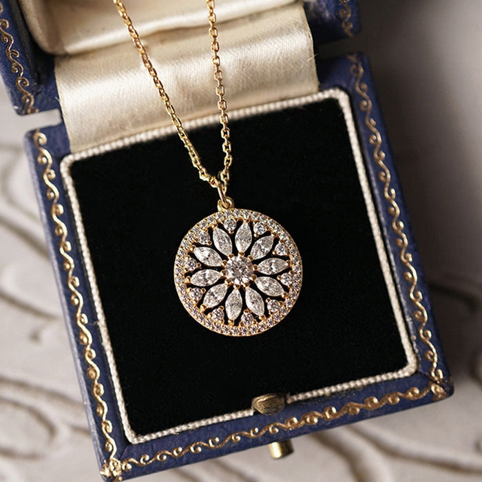 Sunflower Marquise Wheel Pendant Necklace For Women Classical Roman Style Fashion Jewelry