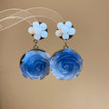 Vintage Resin 3D Rose Flower Stud Earrings For Women, Retro Hong Kong Light Luxury Style view 4