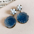 Vintage Resin 3D Rose Flower Stud Earrings For Women, Retro Hong Kong Light Luxury Style view 2