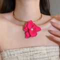 Sweet Cool Floral Faux Pearl Choker Necklace For Women, Fashion Flower Statement Accessory view 3