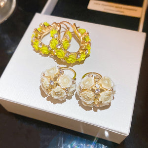 Light Luxury Rhinestone Resin Flower Earrings White Floral Ear Cuff Style Forest Fresh Jewelry