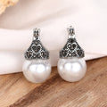 Vintage Micro Pave Faux Pearl Geometric Heart Ear Cuff For Women, Elegant Fashion Jewelry Earrings view 2