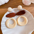 Artistic Minimalist Resin Oval Stud Earrings Geometric Round Design Fashion Ear Jewelry view 4