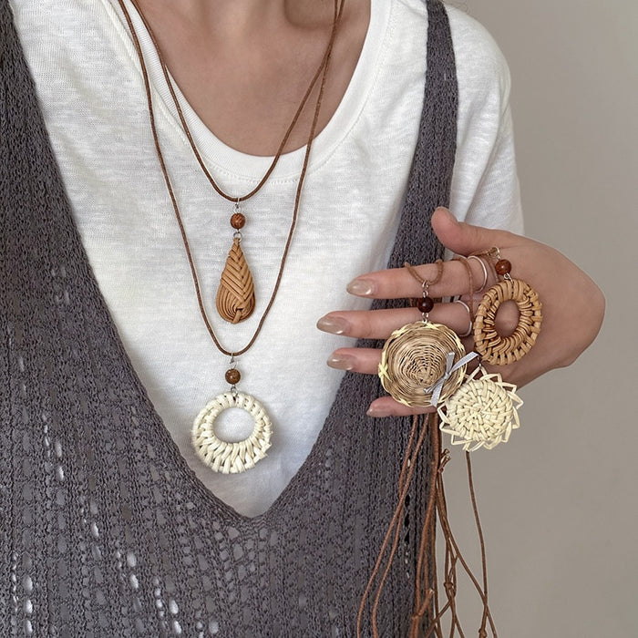Bohemian Leather Cord Rattan Woven Teardrop Floral Pendant Sweater Necklace for Women