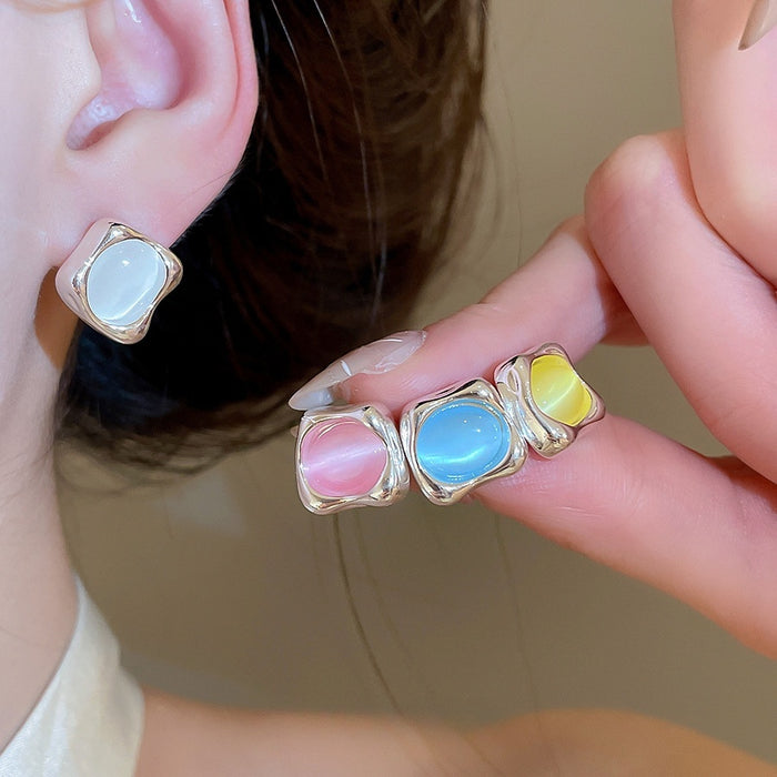 Korean Style Cat Eye Stone Geometric Stud Earrings, Vintage Light Luxury Oval Design
