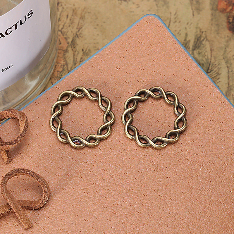 20mm Twisted Alloy Ring Connector Pendant