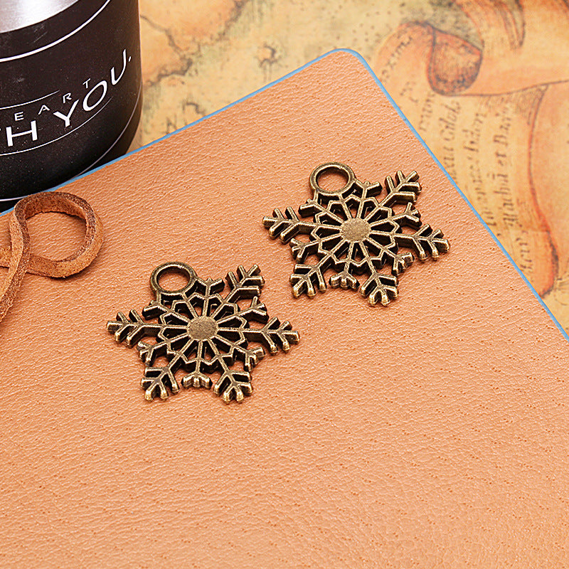 Vintage Snowflake Alloy Charm Pendant 26x24mm